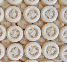 Load image into Gallery viewer, Thieves Oil Lotion Bar- Natural Wellness in a Tin