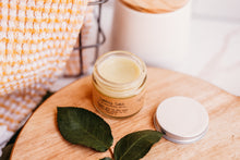 Load image into Gallery viewer, Comfrey Salve